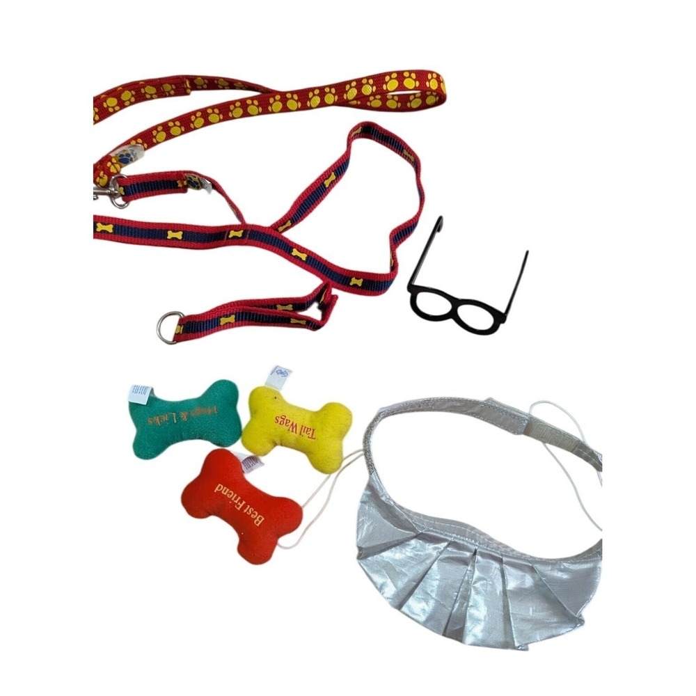 Build-A-Bear‎ Dog-Themed Accessories Set: Leashes Bone Plush Toys Glasses